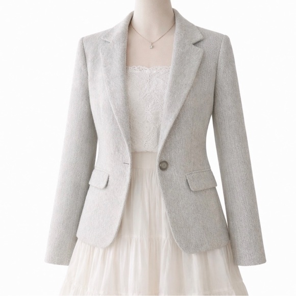 Ann Taylor LOFT Jackets & Blazers - LOFT 8P Gray Herringbone Blazer Light Academia EUC Office Chic Spring Style